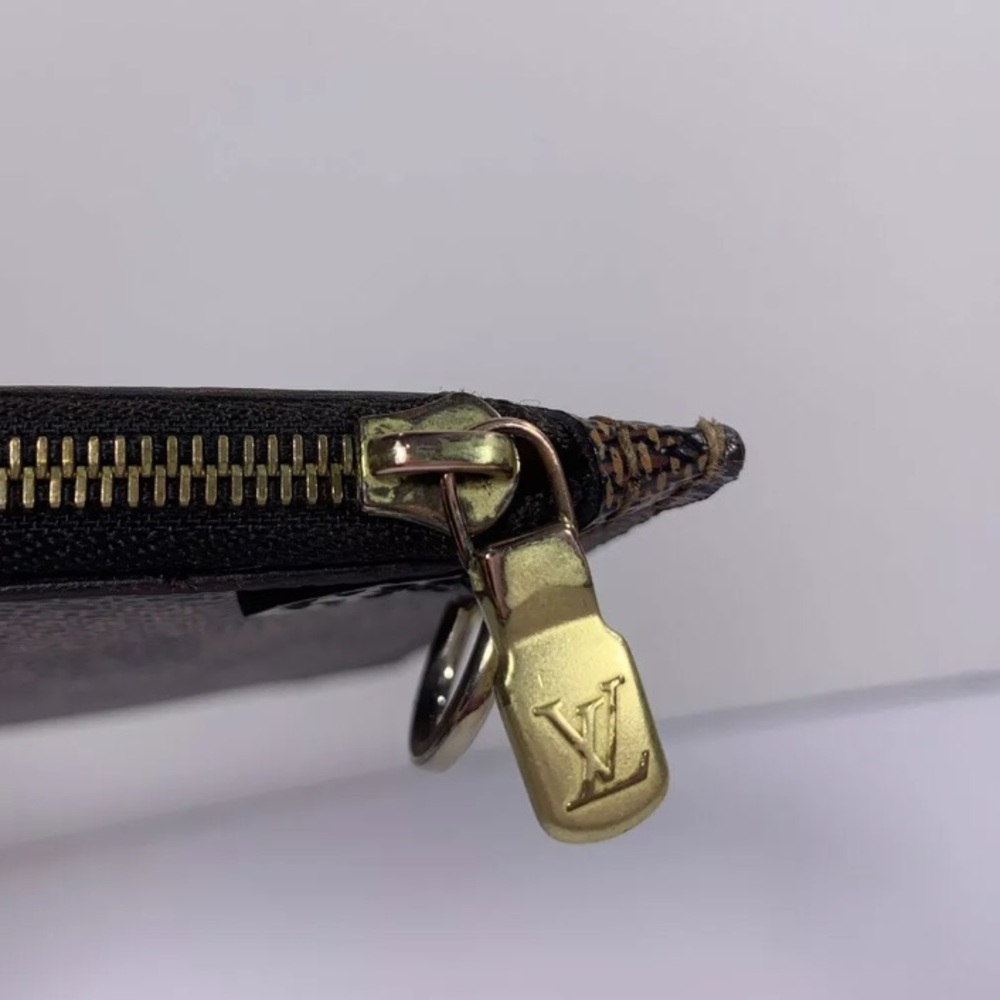 💎✨LIKE NEW✨💎 Damier Ebene Neverfull Pouch Auth! - Picture 5 of 11